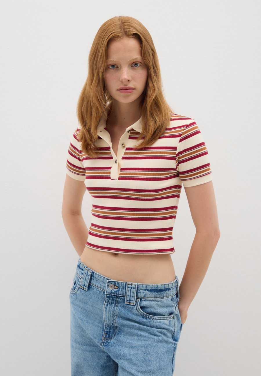 Поло B.ANGEL REGULAR FIT STRETCH, Beige/Red/Beige
Поло B.ANGEL REGULAR FIT STRETCH, Beige/Red/Beige