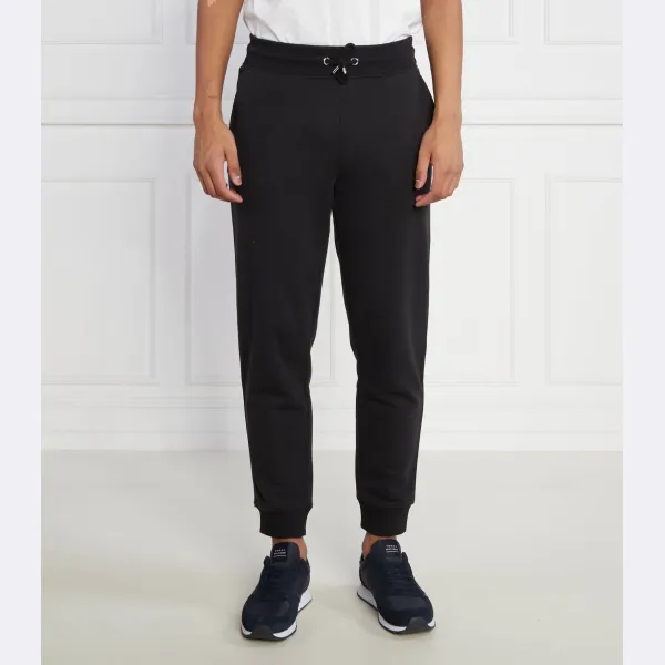 Спортивные брюки стандартного кроя Gant, черный
Спортивные брюки стандартного кроя Gant, черный