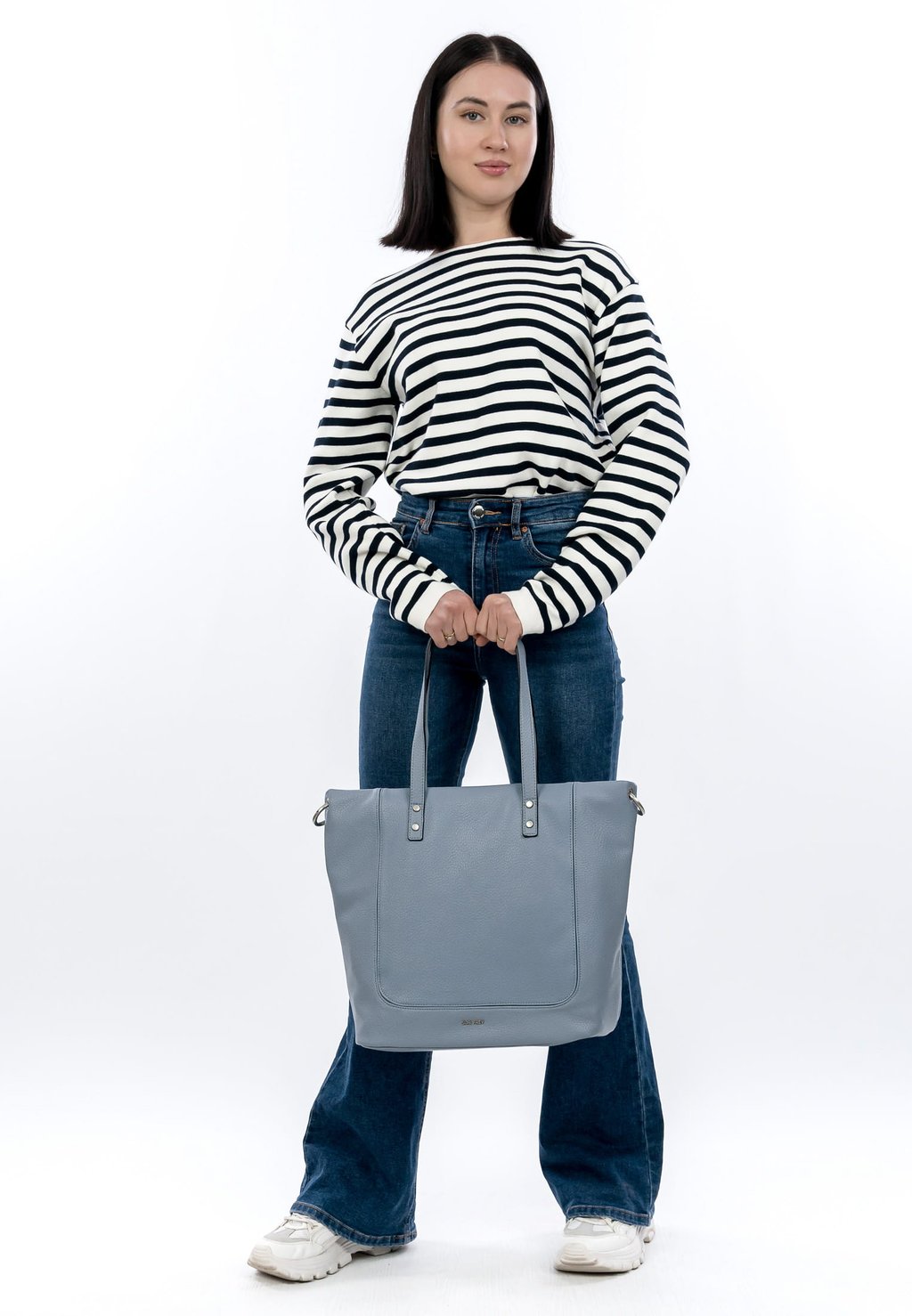 Сумка KIMBERLY SURI FREY, синий
Сумка KIMBERLY SURI FREY, синий