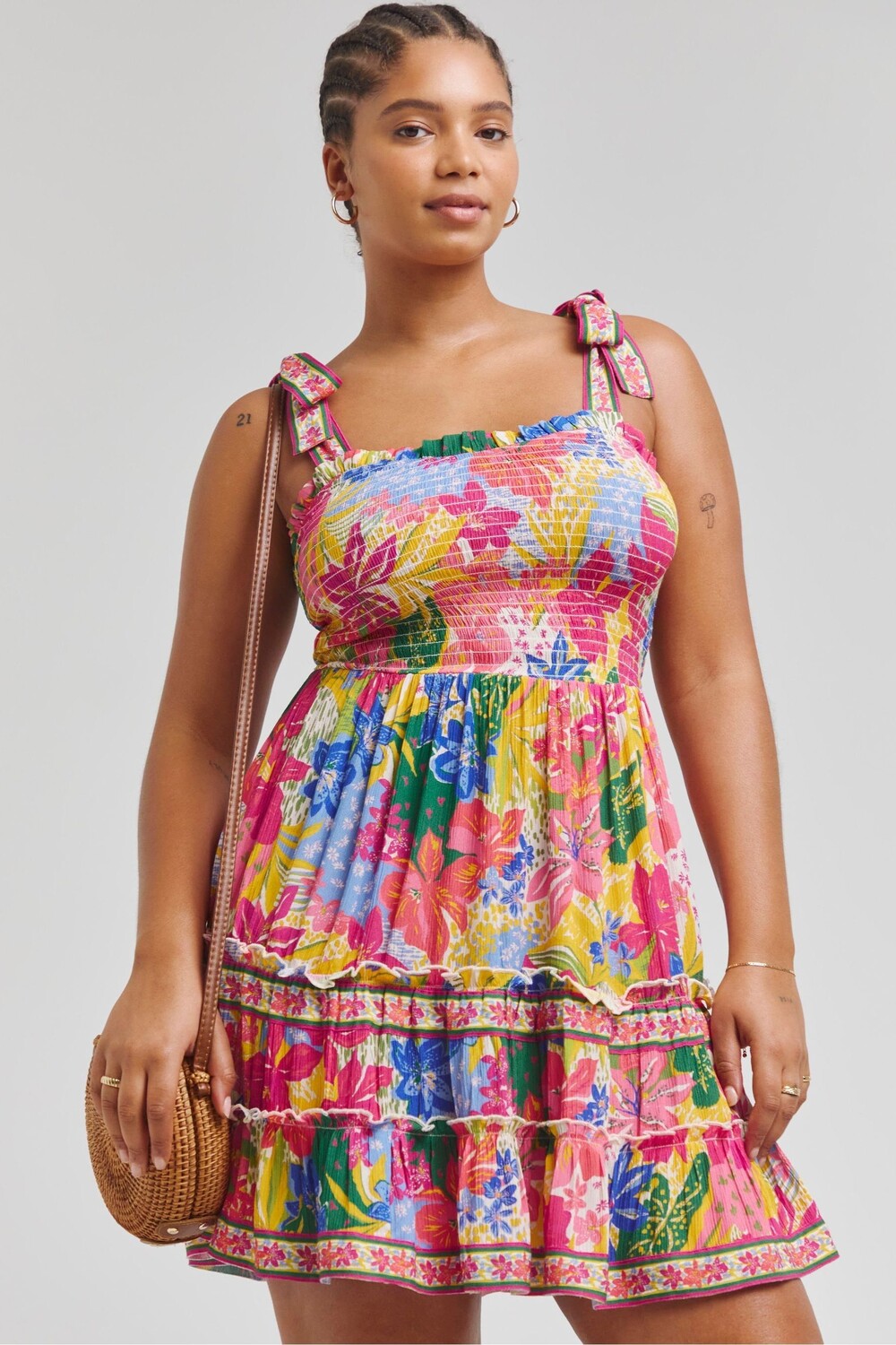 Розовое пляжное платье мини Frida Figleaves, розовый
Розовое пляжное платье мини Frida Figleaves, розовый