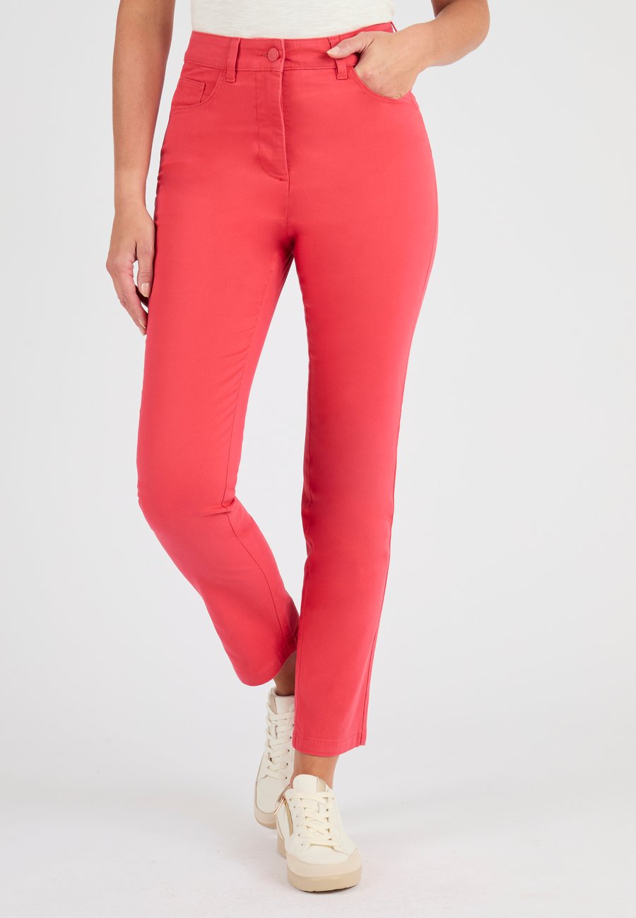 Брюки Damart 7/8ÈME SLIM PERFECT FIT LIGHT, Red/Pink
Брюки Damart 7/8ÈME SLIM PERFECT FIT LIGHT, Red/Pink