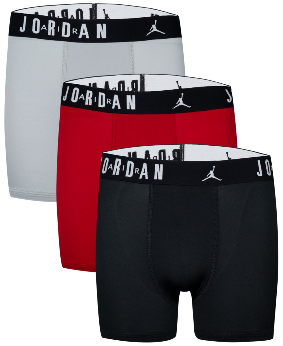 Комплект из 3 трусов-боксеров Dri-FIT для мальчиков 8-20 лет Jordan, Gray/Red/Black
Комплект из 3 трусов-боксеров Dri-FIT для мальчиков 8-20 лет Jordan, Gray/Red/Black