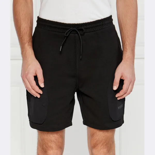 Шорты стандартного кроя Hugo, черный
Шорты стандартного кроя Hugo, черный
