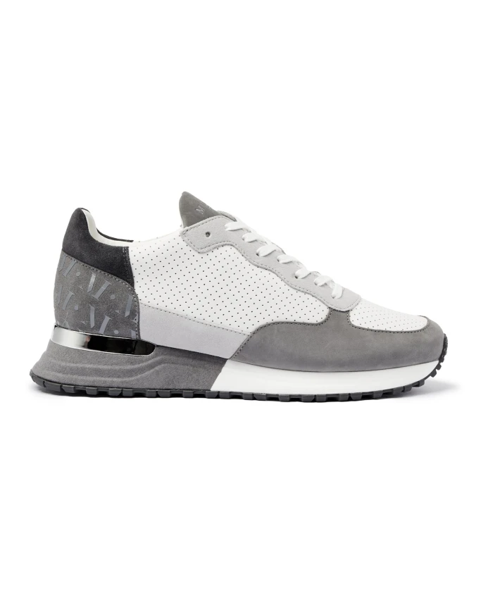 Серые перфорированные кроссовки с серебристыми вставками Mallet London, серый
Серые перфорированные кроссовки с серебристыми вставками Mallet London, серый