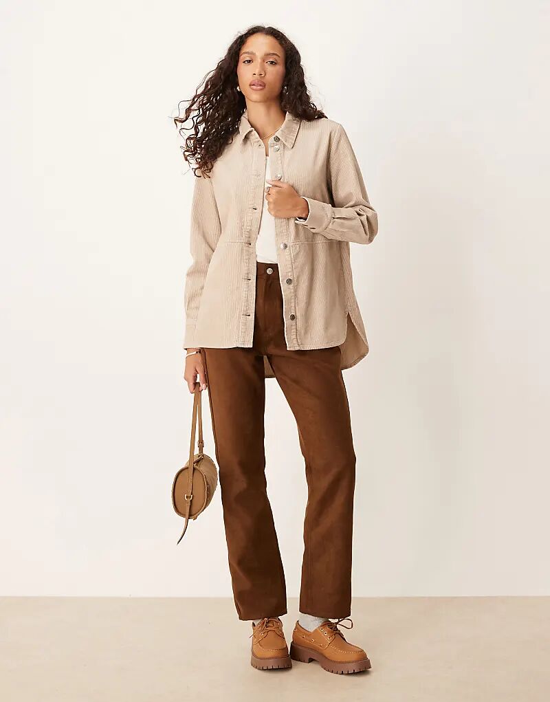 Свободный жакет JDY в кремовом цвете
Свободный жакет JDY в кремовом цвете