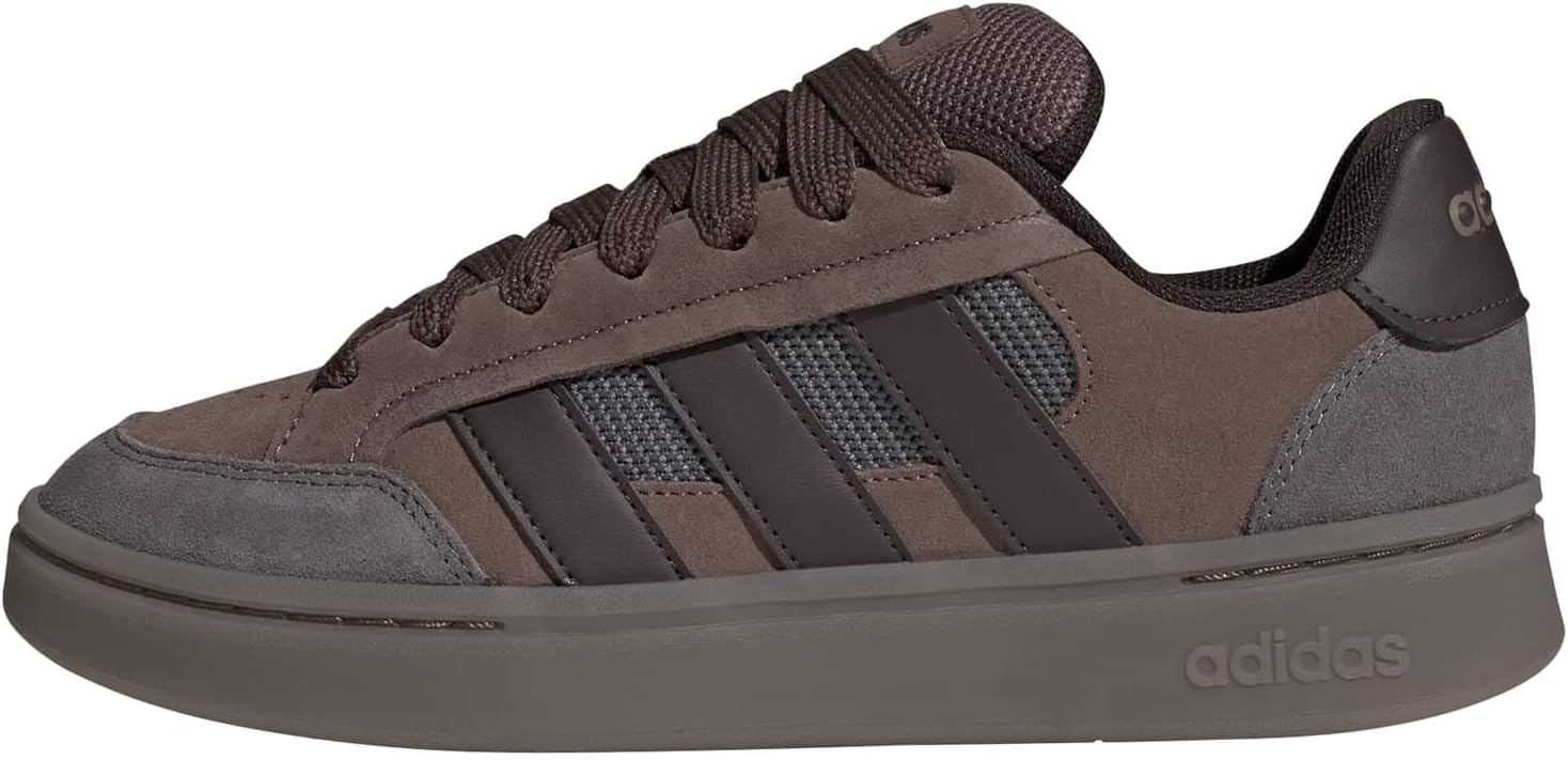 Мужские кроссовки Adidas Grand Court Alpha, Earth Strata/Charcoal
Мужские кроссовки Adidas Grand Court Alpha, Earth Strata/Charcoal