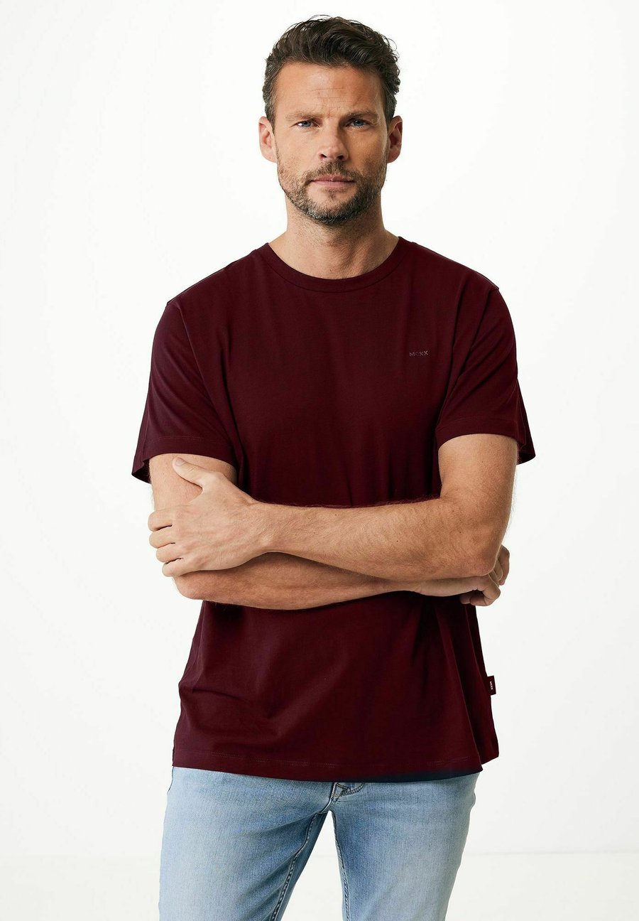 Футболка Mexx SHORT SLEEVE RICHARD REGULAR FIT, Burgundy/Bordeaux
Футболка Mexx SHORT SLEEVE RICHARD REGULAR FIT, Burgundy/Bordeaux