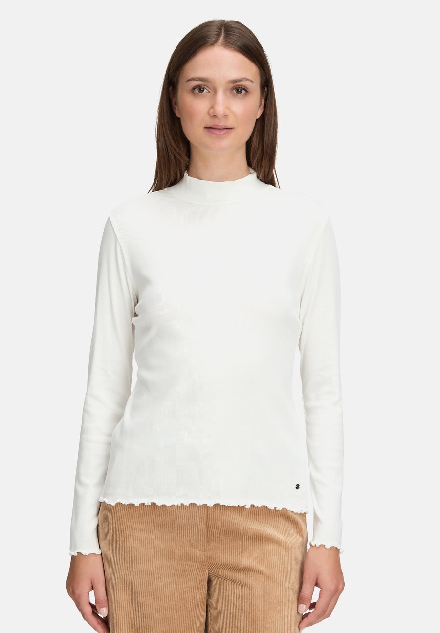 Топ Betty & Co RIPPENSTRUKTUR, Rohweiß/White
Топ Betty & Co RIPPENSTRUKTUR, Rohweiß/White