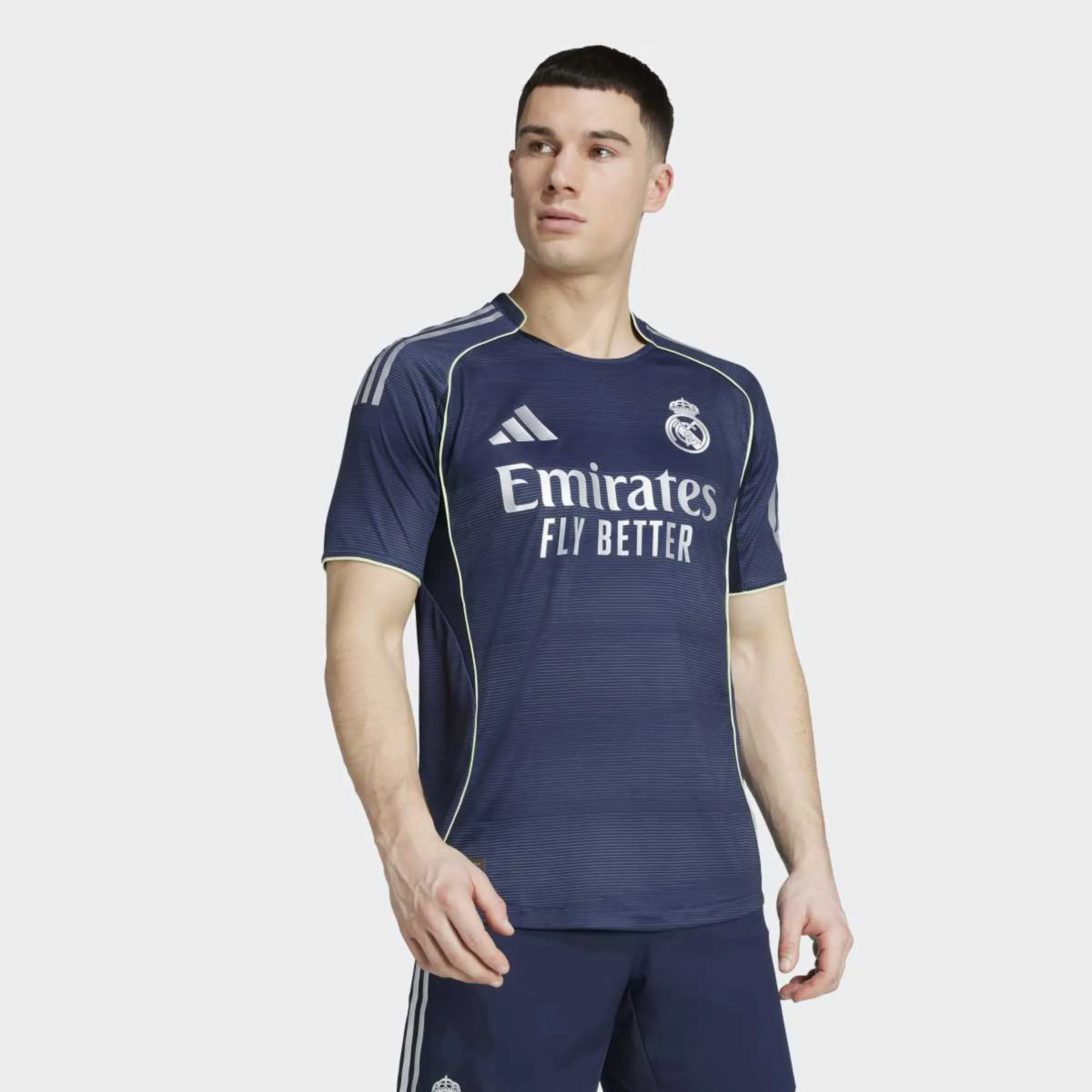 Футболка мужская гостевая Real Madrid CF 2025-2026 Authentic adidas, синий
Футболка мужская гостевая Real Madrid CF 2025-2026 Authentic adidas, синий