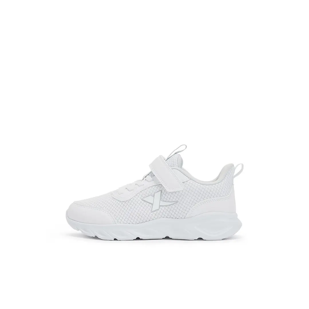 XTEP Скользостойкие износостойкие низкие детские кроссовки new white kids
XTEP Скользостойкие износостойкие низкие детские кроссовки new white kids