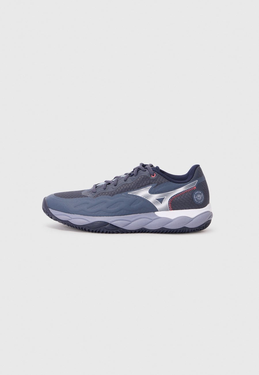 Кроссовки Mizuno WAVE ENFORCE COURT CLAY, Odyssey Gray/White/Baritone Blue/Dark Grey
Кроссовки Mizuno WAVE ENFORCE COURT CLAY, Odyssey Gray/White/Baritone Blue/Dark Grey