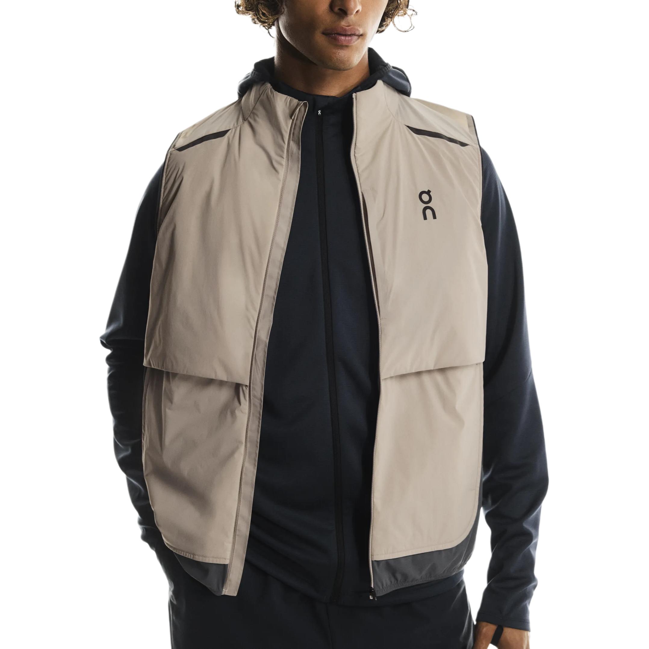 On Ветровка Weather Vest для мужчин Desert/Eclipse Black
On Ветровка Weather Vest для мужчин Desert/Eclipse Black