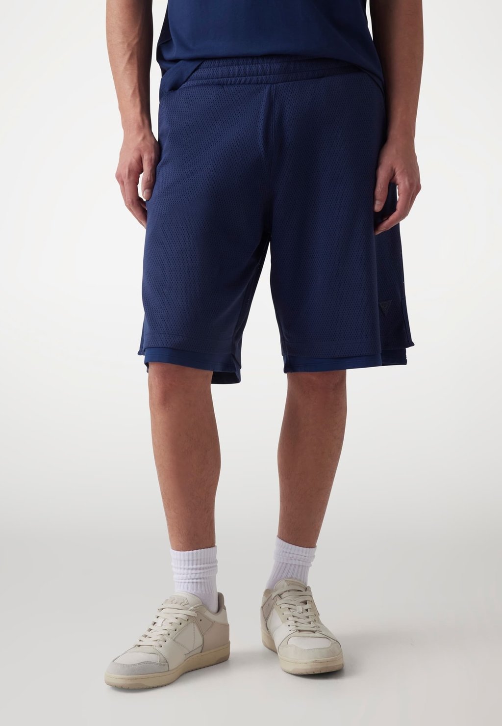 Шорты Tracksuit bottoms Guess, темно-синий 
Шорты Tracksuit bottoms Guess, темно-синий