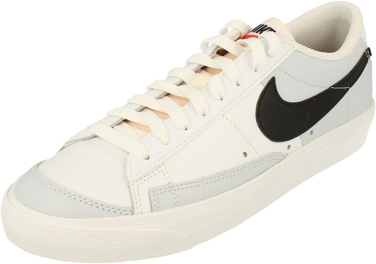 Кроссовки Nike Blazer Low 77 VNTG мужские Dz3480, White Black Pure Platinum 100
Кроссовки Nike Blazer Low 77 VNTG мужские Dz3480, White Black Pure Platinum 100