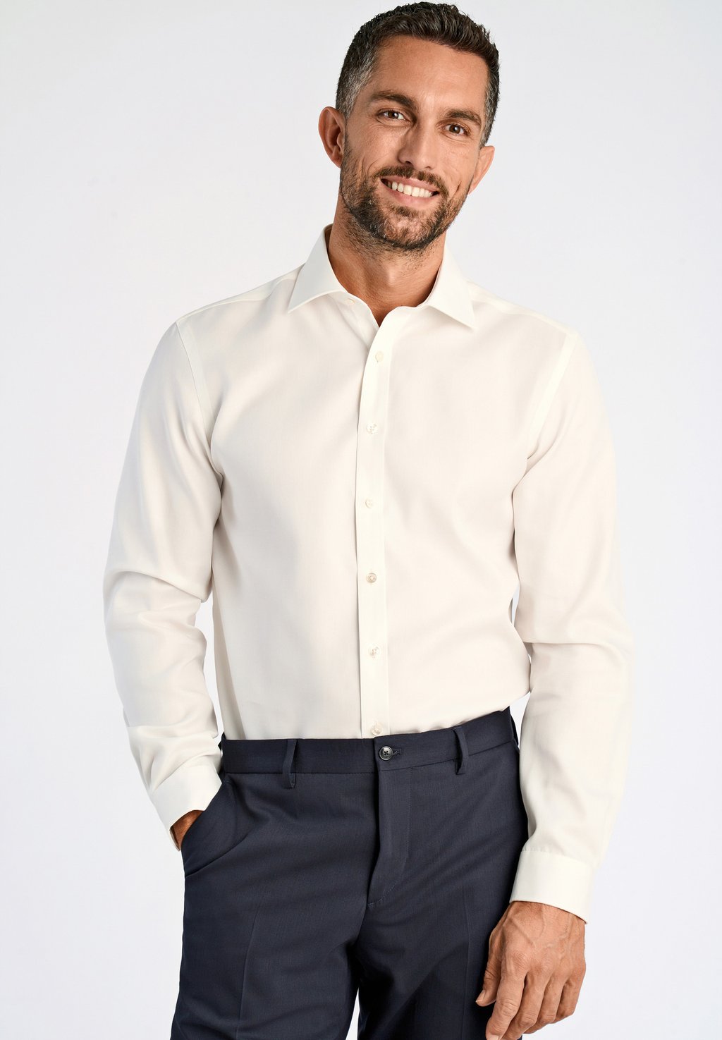 Классическая рубашка TECHNICAL CONCEALER Lindbergh, кремовый
Классическая рубашка TECHNICAL CONCEALER Lindbergh, кремовый