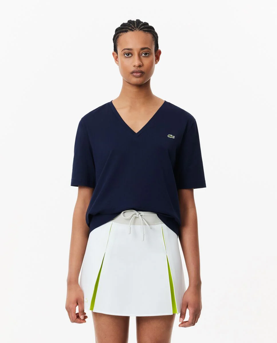 Женская футболка свободного кроя с V-образным вырезом из мягкого хлопкового трикотажа с короткими рукавами Lacoste, тёмно-синий
Женская футболка свободного кроя с V-образным вырезом из мягкого хлопкового трикотажа с короткими рукавами Lacoste, тёмно-синий