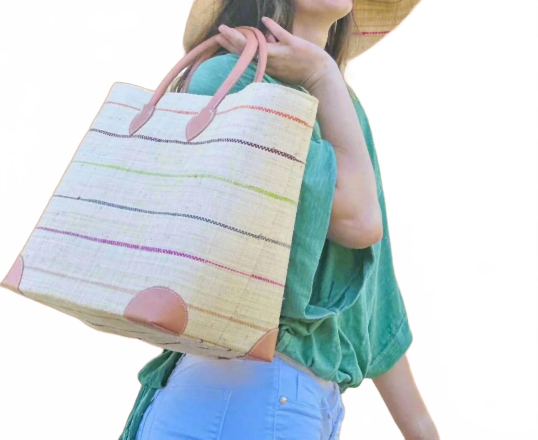 Августин Сумка-корзинка в яркую полоску Shebobo, Bright Stripe
Августин Сумка-корзинка в яркую полоску Shebobo, Bright Stripe