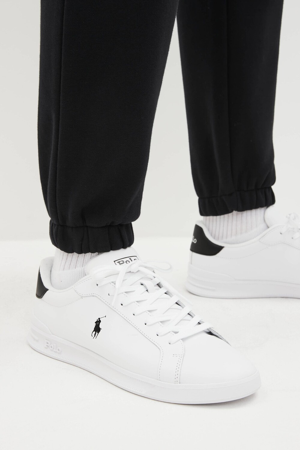 Кожаные кроссовки Heritage Court с логотипом Polo Ralph Lauren, черный
Кожаные кроссовки Heritage Court с логотипом Polo Ralph Lauren, черный