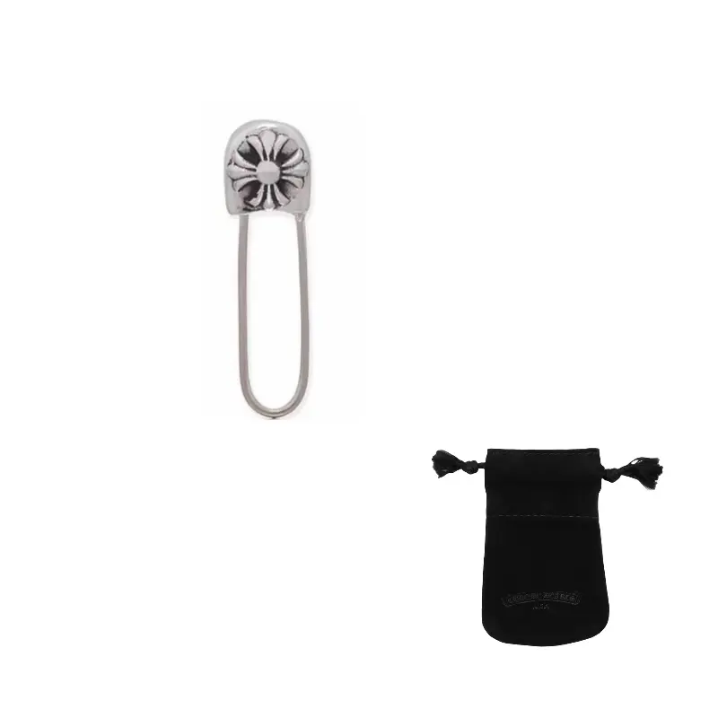 Серьги унисекс Chrome Hearts
Серьги унисекс Chrome Hearts