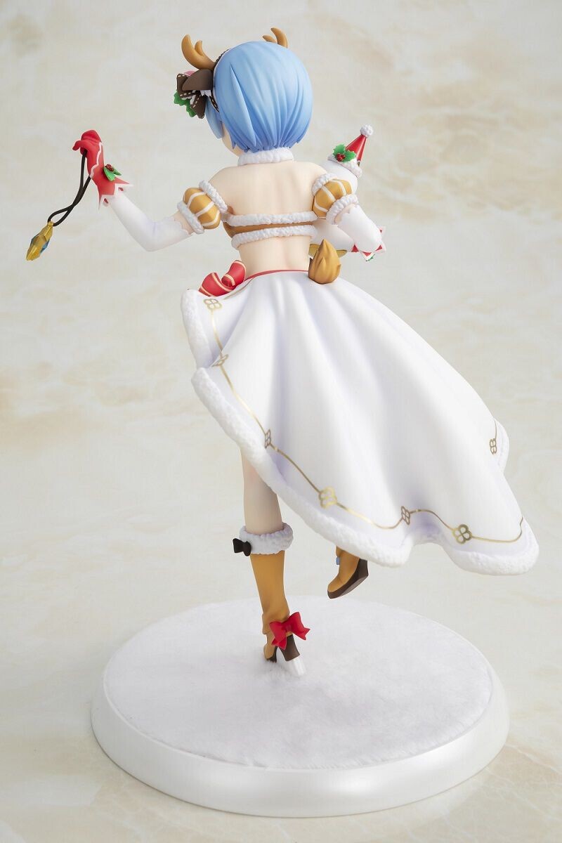 Фигурка Rem Christmas Maid Ver Re:ZERO Figure
Фигурка Rem Christmas Maid Ver Re:ZERO Figure