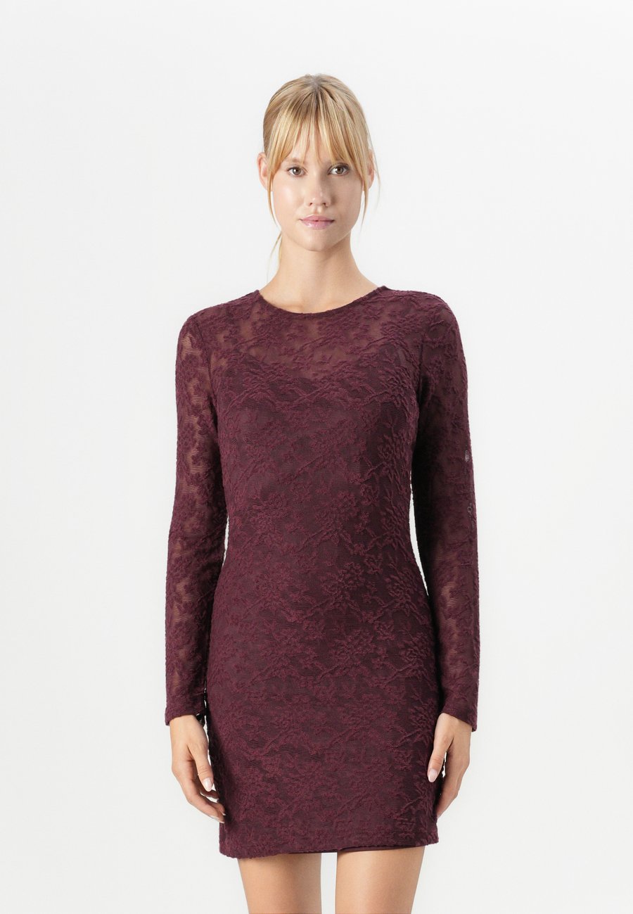 Платье ONLY ONLBLAISE O NECK DRESS, Mauve Wine/Bordeaux
Платье ONLY ONLBLAISE O NECK DRESS, Mauve Wine/Bordeaux