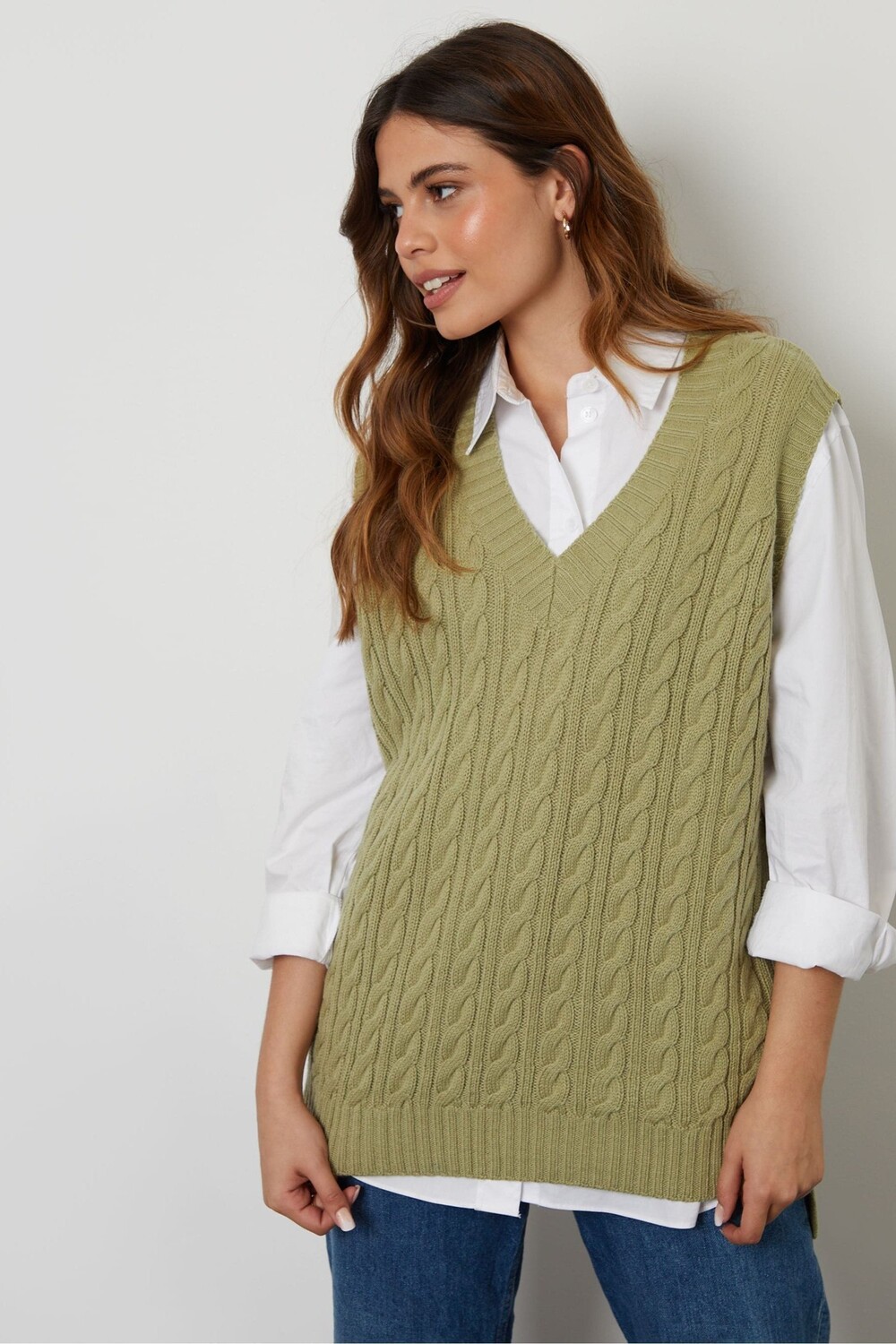 Жилет с V образным вырезом и косичной вязкой Threadbare, зеленый
Жилет с V образным вырезом и косичной вязкой Threadbare, зеленый