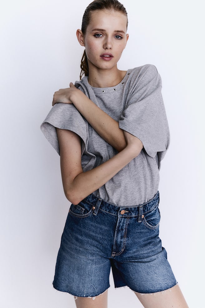 Шорты-Бермуды с высокой посадкой H&M, синий
Шорты-Бермуды с высокой посадкой H&M, синий