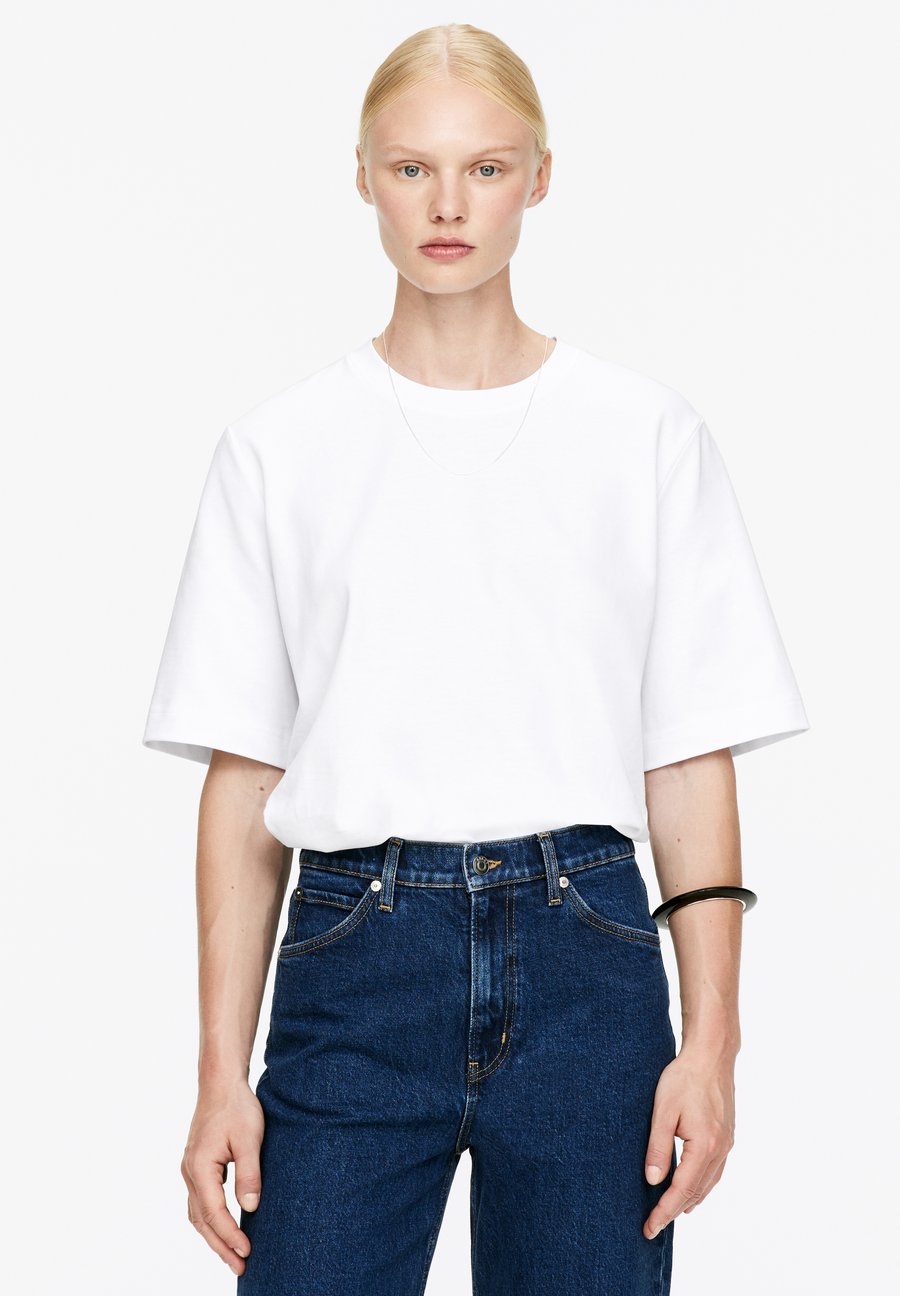 Футболка ARKET ALBA BOXY , White, Белый, Футболка ARKET ALBA BOXY , White
Футболка ARKET ALBA BOXY , White, Белый, Футболка ARKET ALBA BOXY , White