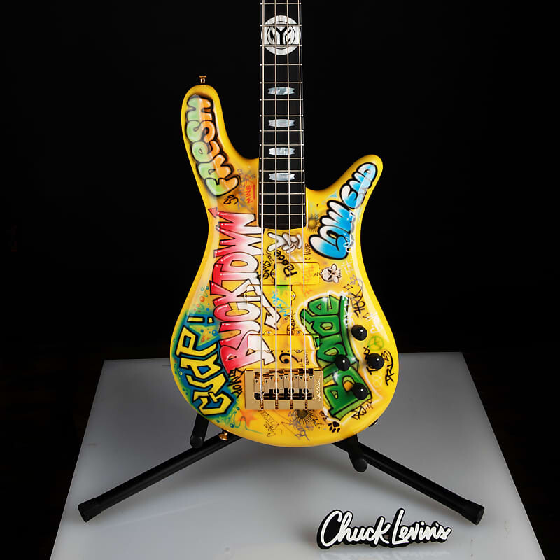 Басс гитара Spector USA Custom NS-2 NYC Graffiti Collection Limited Edition Bass Guitar - CHUCKSCLUSIVE - #1560
Басс гитара Spector USA Custom NS-2 NYC Graffiti Collection Limited Edition Bass Guitar - CHUCKSCLUSIVE - #1560