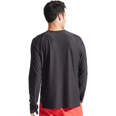 Джерси с длинными рукавами Elevate мужские PEARL iZUMi, цвет Phantom
Джерси с длинными рукавами Elevate мужские PEARL iZUMi, цвет Phantom