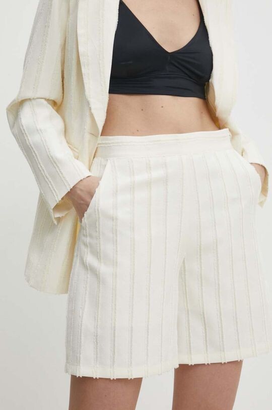 Шорты Answear Lab, бежевый
Шорты Answear Lab, бежевый