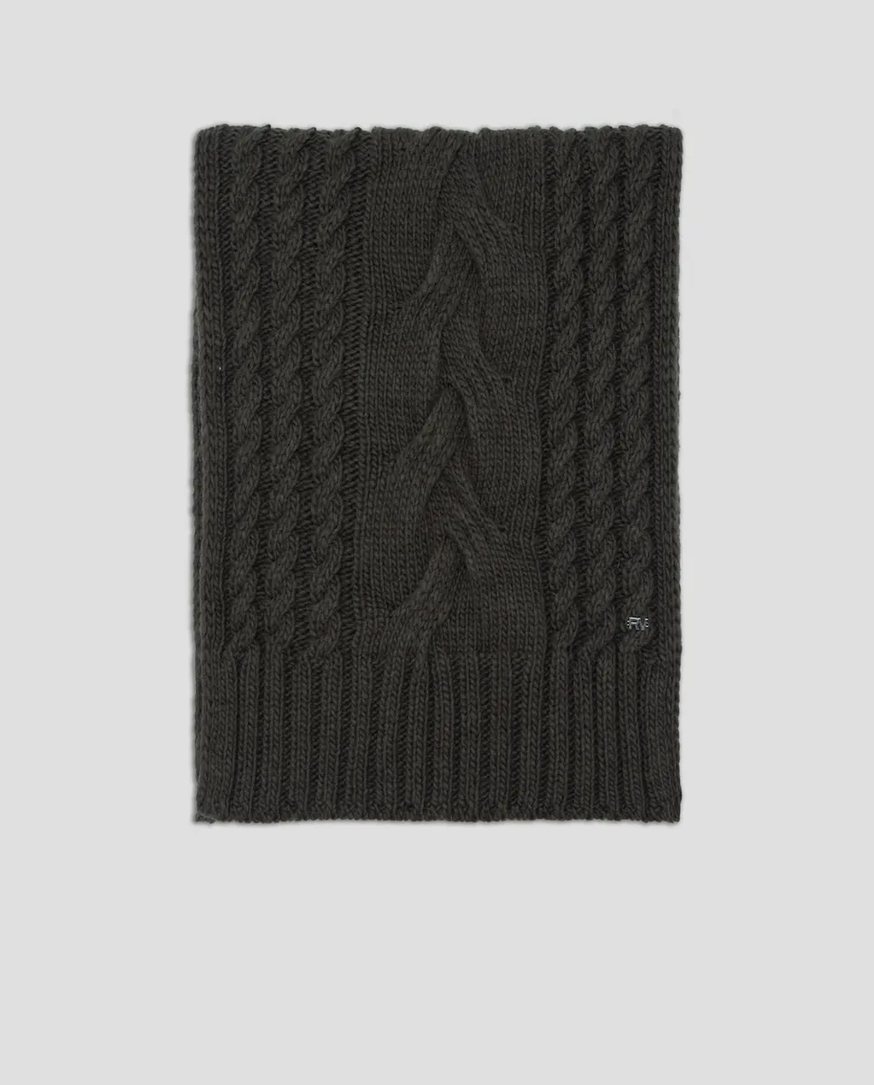 Женский вязаный шарф с узором «косы» Roberto Verino, темно-зеленый
Женский вязаный шарф с узором «косы» Roberto Verino, темно-зеленый