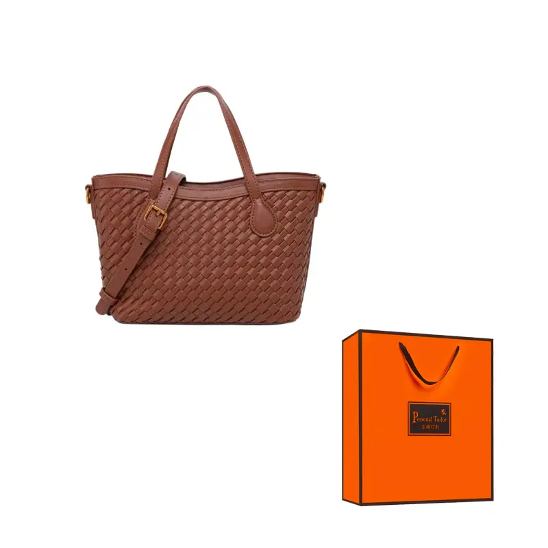 PAYOT Сумка-шоппер из искусственной кожи, шоппинг-сумка, женская повседневная сумка burgundy/brown/ecru/black
PAYOT Сумка-шоппер из искусственной кожи, шоппинг-сумка, женская повседневная сумка burgundy/brown/ecru/black