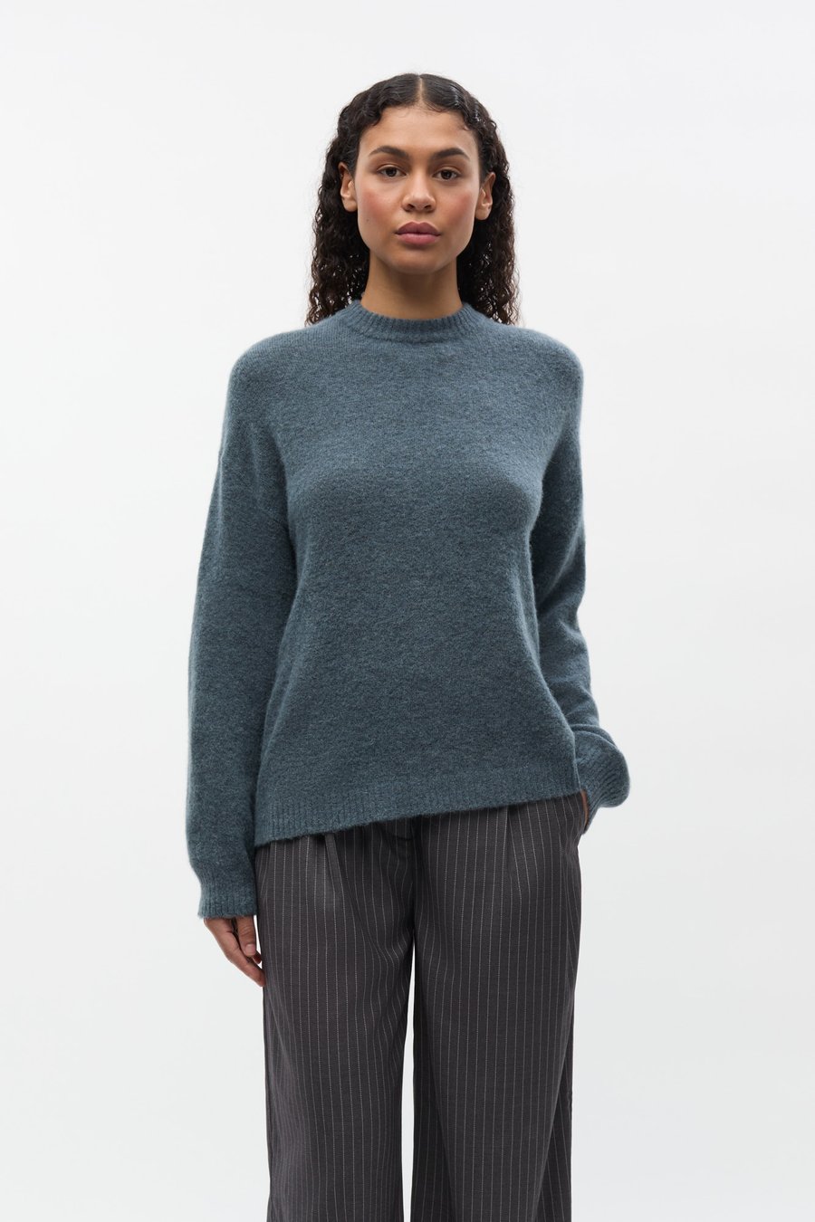 Джемпер Envii ADA, Stormy Weather Mel/Light Grey
Джемпер Envii ADA, Stormy Weather Mel/Light Grey