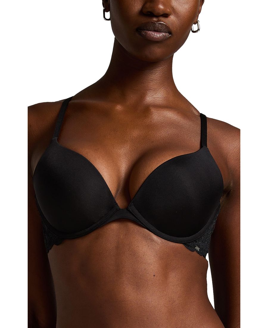 Бюстгальтер Hunkemoller Angie с подкладкой и эффектом пуш-ап для женщин Hunkemöller, Black
Бюстгальтер Hunkemoller Angie с подкладкой и эффектом пуш-ап для женщин Hunkemöller, Black