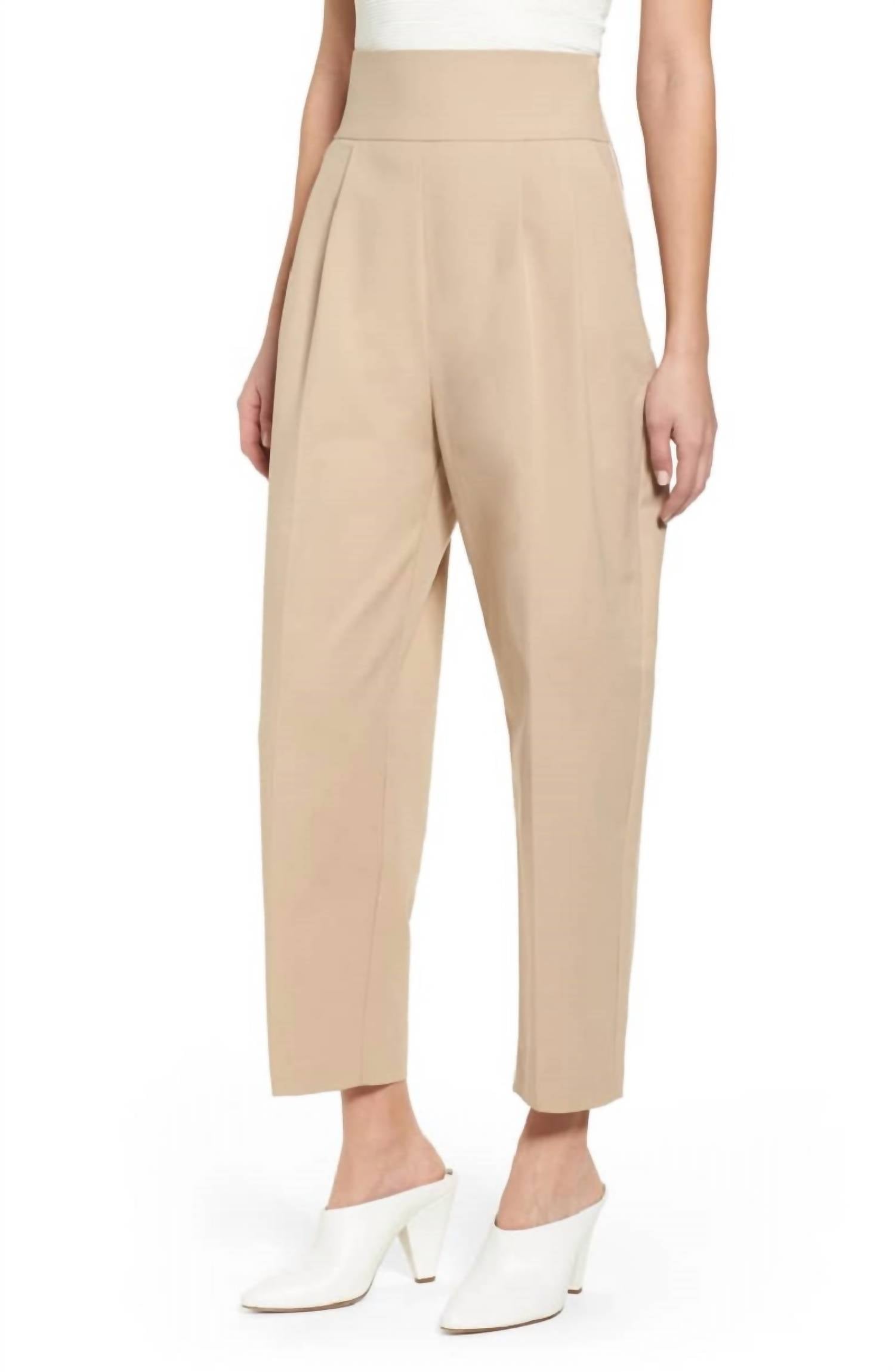 Широкие укороченные брюки с высокой посадкой и кружевной спинкой цвета загара Topshop, цвет tan
Широкие укороченные брюки с высокой посадкой и кружевной спинкой цвета загара Topshop, цвет tan