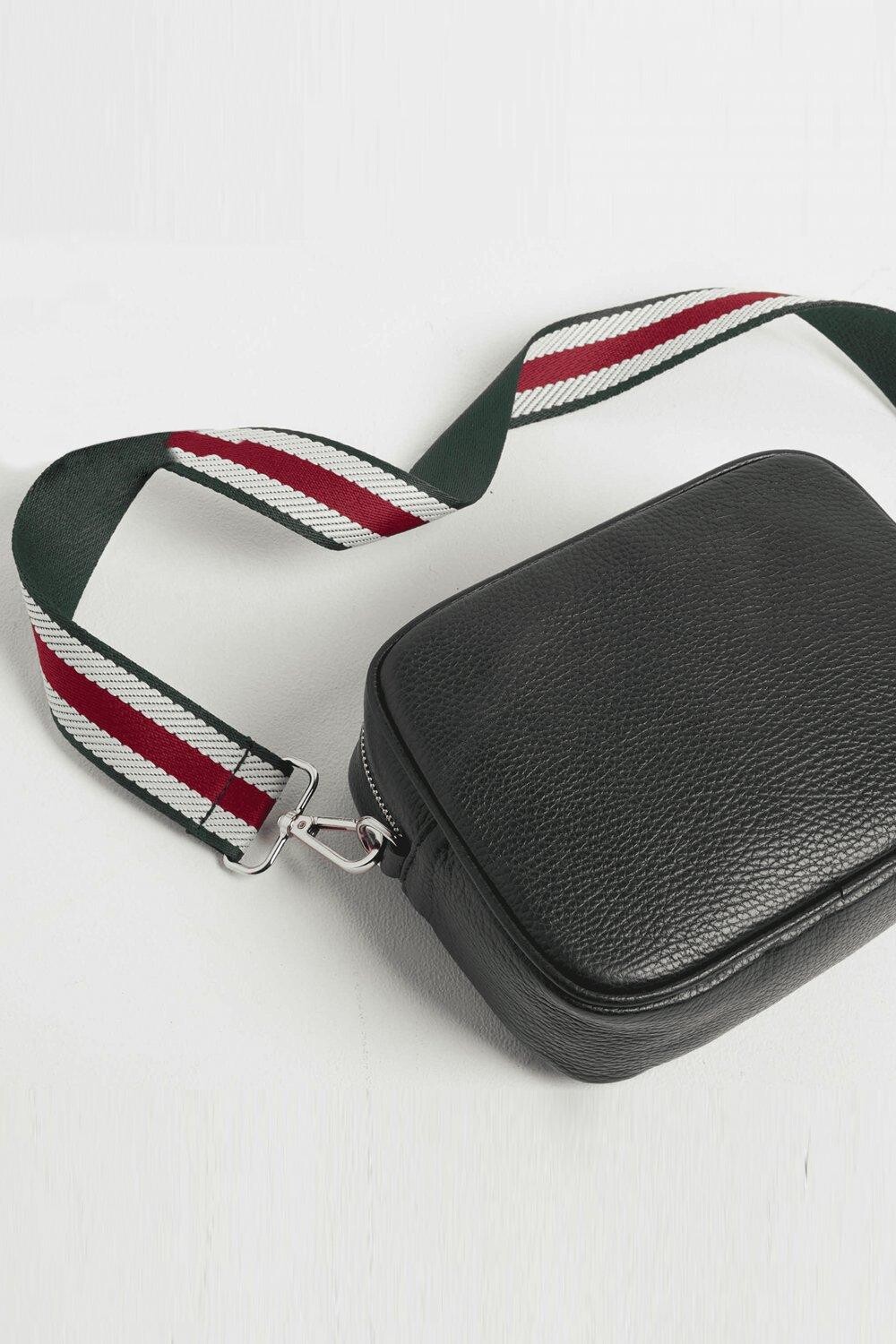 Сумка через плечо 'Verona' с кисточками и полосатым ремешком Betsy & Floss, черный
Сумка через плечо 'Verona' с кисточками и полосатым ремешком Betsy & Floss, черный