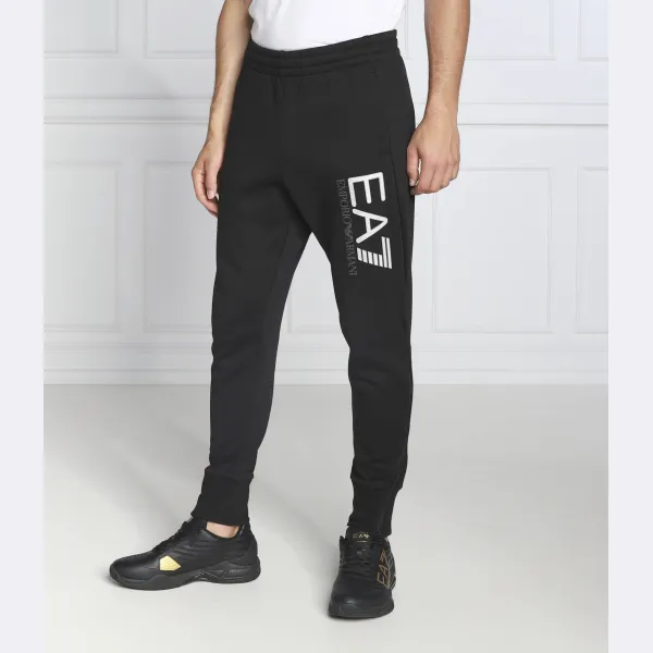 Спортивные брюки стандартного кроя Ea7, черный
Спортивные брюки стандартного кроя Ea7, черный