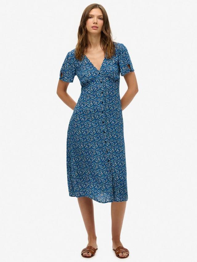 Платье миди с принтом и пуговицами в стиле чайное Superdry, Sea Blue
Платье миди с принтом и пуговицами в стиле чайное Superdry, Sea Blue