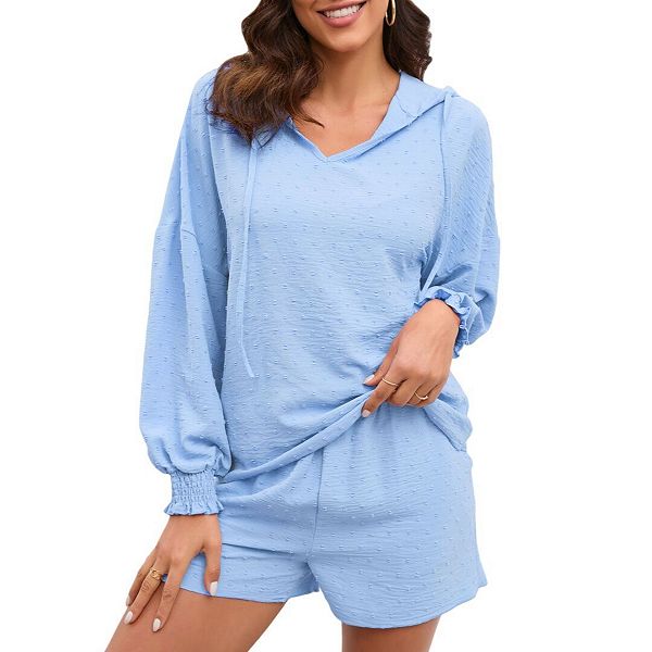 Женский комплект: худи с V-образным вырезом и шорты Yesfashion, Blue
Женский комплект: худи с V-образным вырезом и шорты Yesfashion, Blue