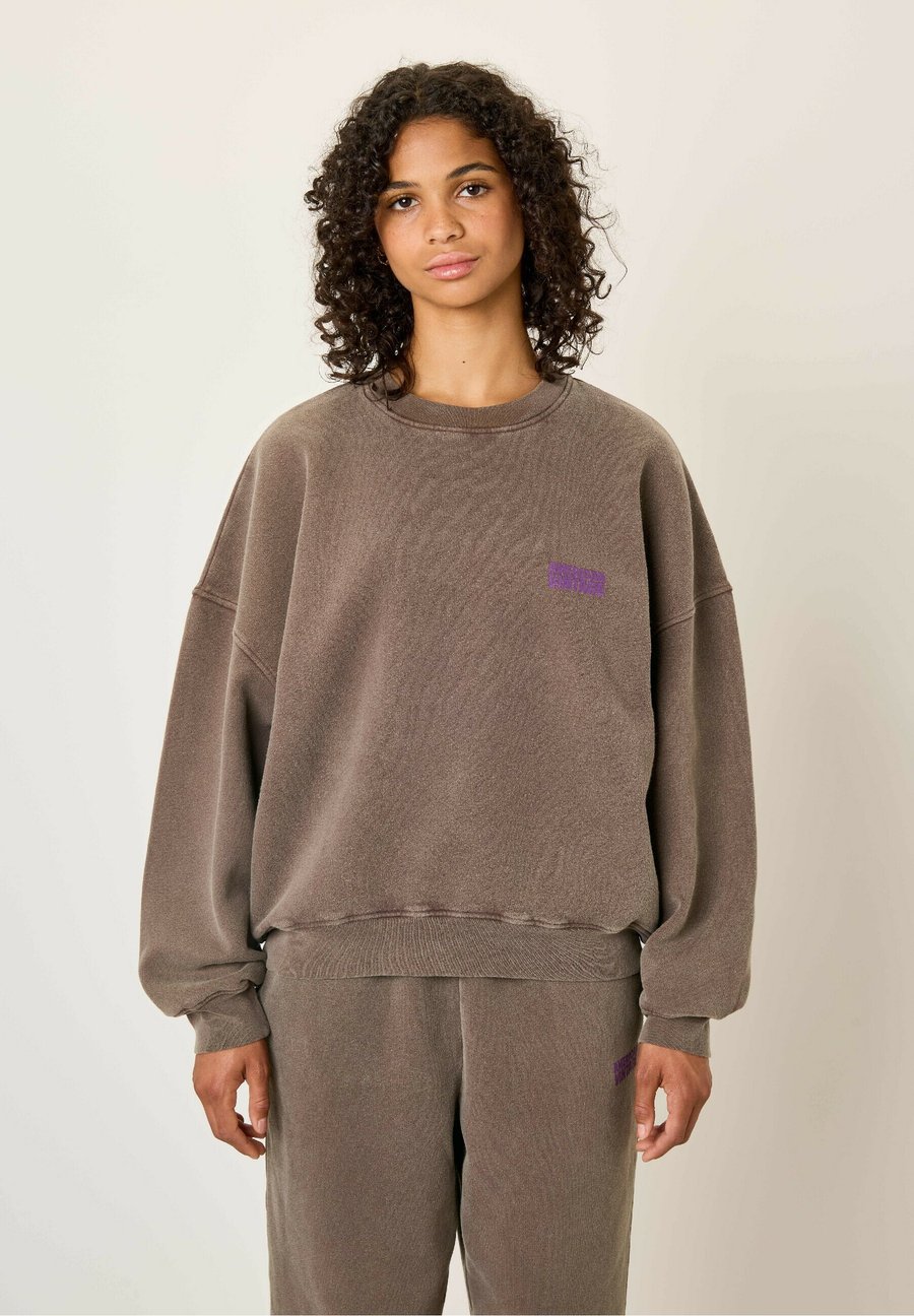 Толстовка American Vintage Sweatshirt, Chataignier Vintage/Light Brown
Толстовка American Vintage Sweatshirt, Chataignier Vintage/Light Brown