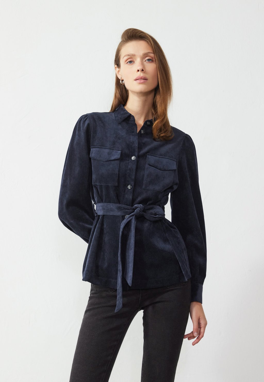 Блузка на пуговицах Anna Field, темно-синий
Блузка на пуговицах Anna Field, темно-синий