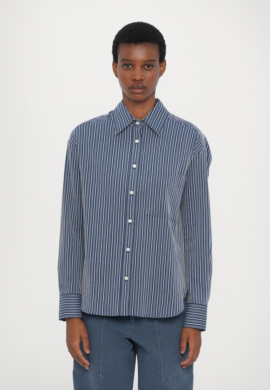 Блуза CLOSED OVERSIZED SHIRT, Eclipse Blue/Blue
Блуза CLOSED OVERSIZED SHIRT, Eclipse Blue/Blue