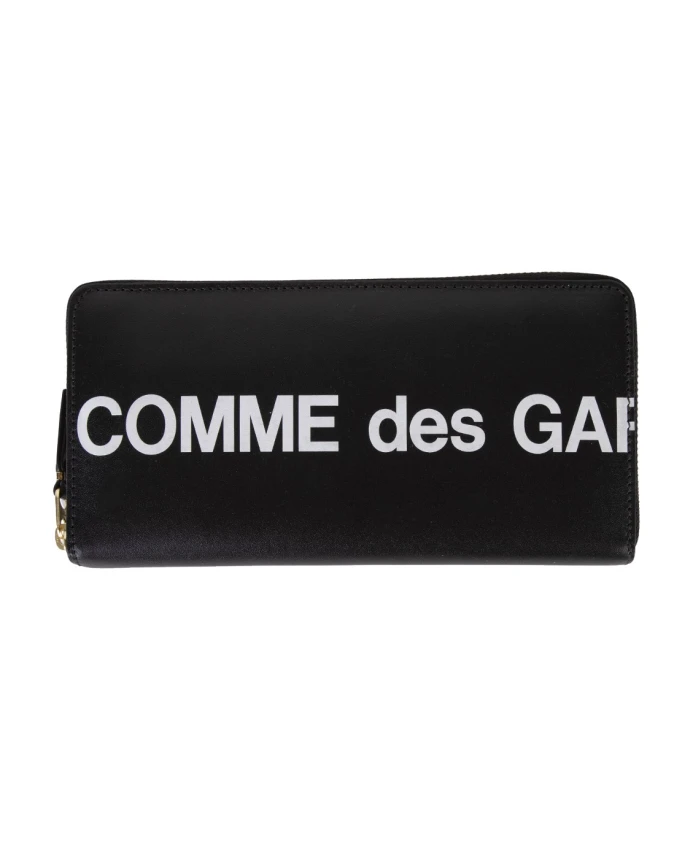 Кожаный кошелек на молнии Comme Des Garçons, черный
Кожаный кошелек на молнии Comme Des Garçons, черный
