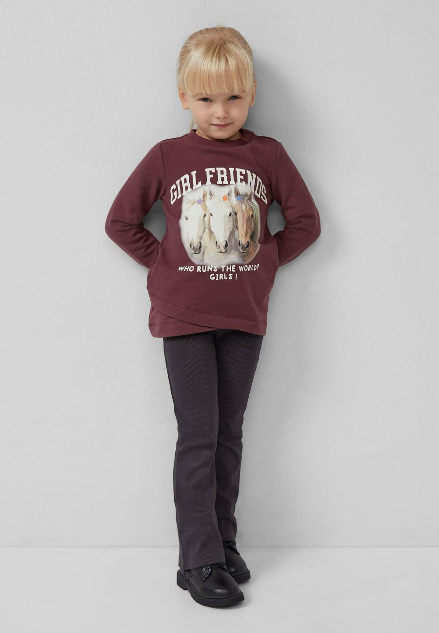 Толстовка s.Oliver Sweatshirt, Bordeaux/Red
Толстовка s.Oliver Sweatshirt, Bordeaux/Red