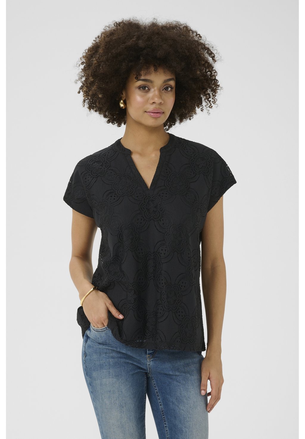 Блуза SIGLA OLU CAPSLEEVE Culture, черный
Блуза SIGLA OLU CAPSLEEVE Culture, черный