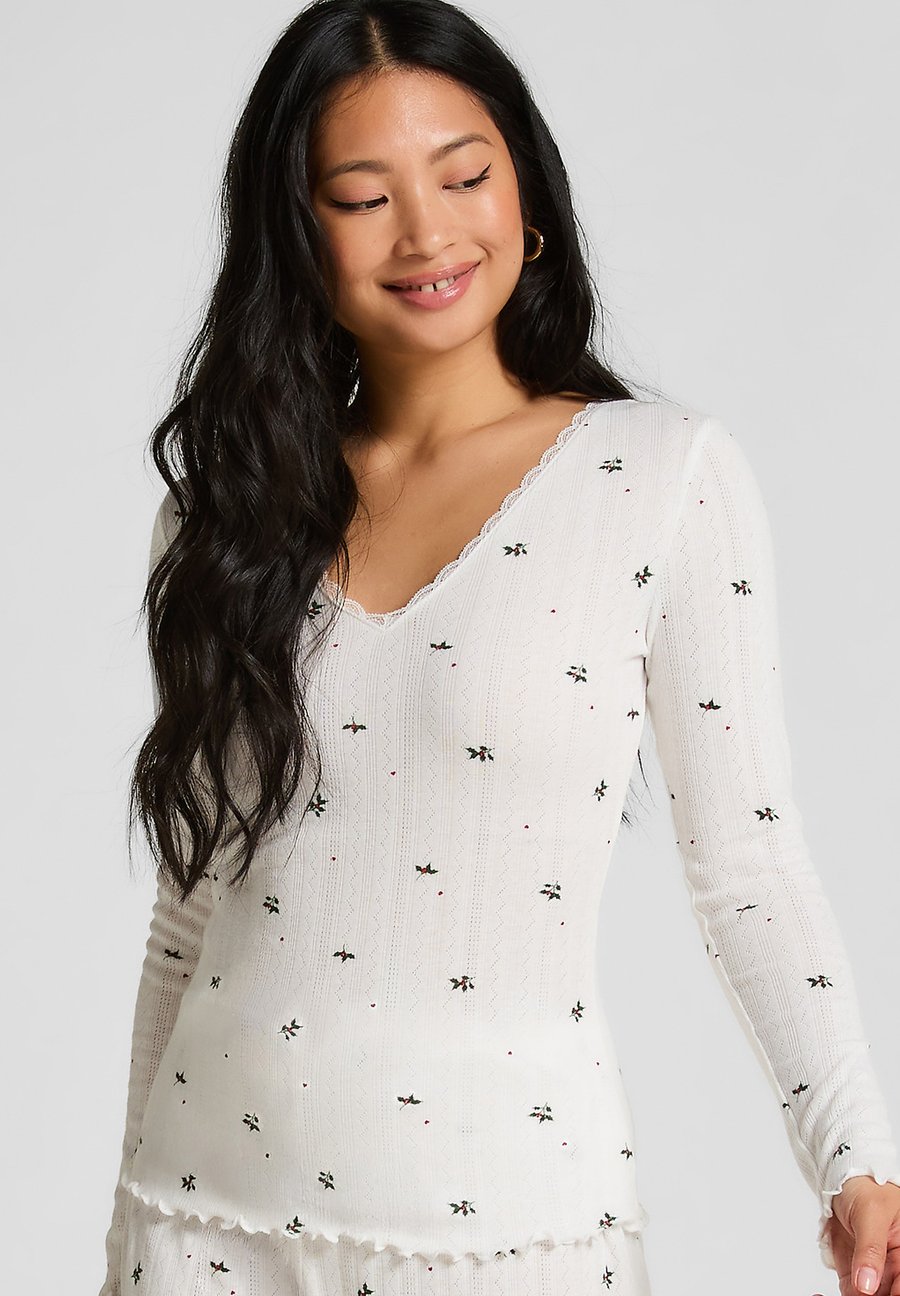 Пижамный топ Hunkemöller LONG-SLEEVED, White
Пижамный топ Hunkemöller LONG-SLEEVED, White
