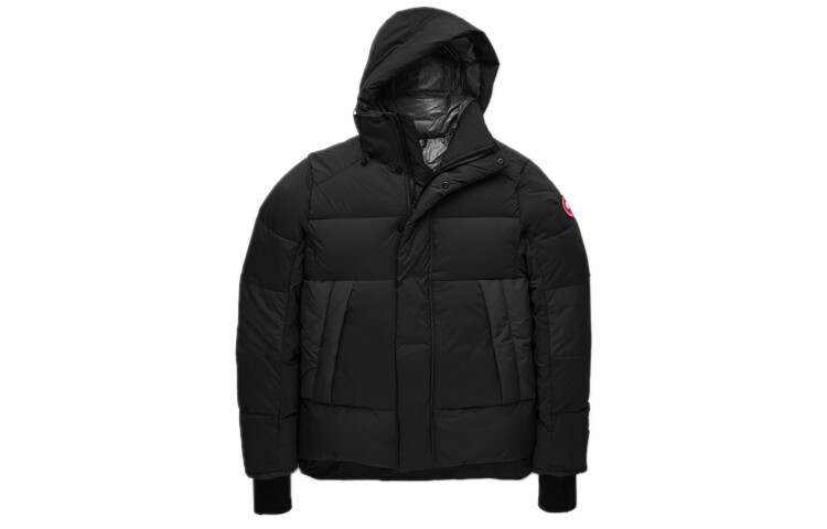 Мужской пуховик Canada Goose, черный
Мужской пуховик Canada Goose, черный