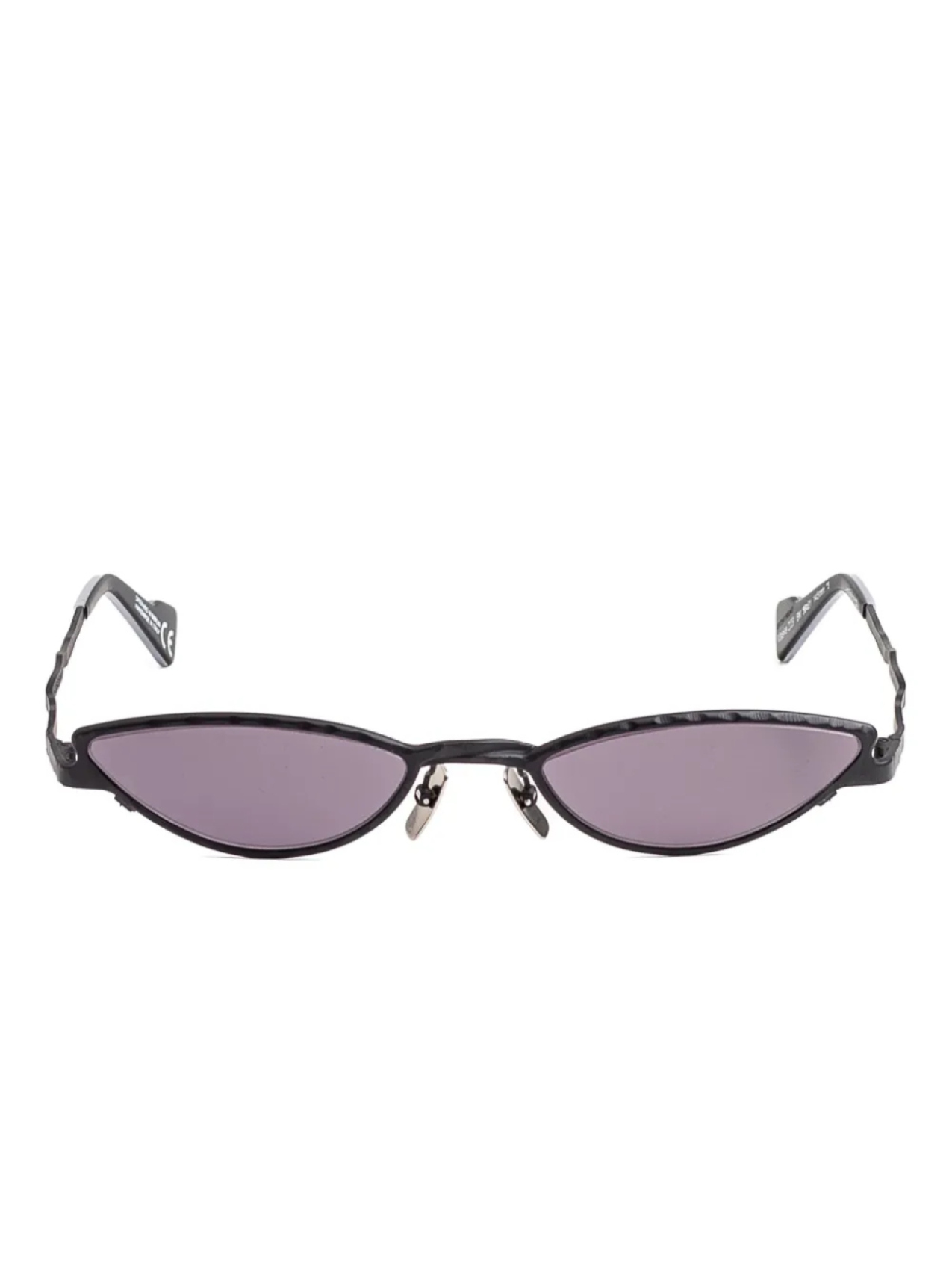 Солнцезащитные очки в оправе «кошачий глаз» Z29 Kuboraum, черный
Солнцезащитные очки в оправе «кошачий глаз» Z29 Kuboraum, черный