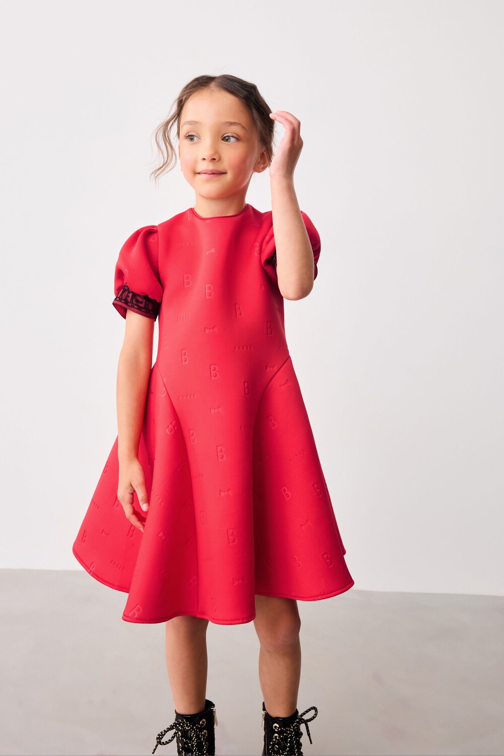 Платье с аквалангом с тисненой сетчатой отделкой Baker By Ted Baker, красный
Платье с аквалангом с тисненой сетчатой отделкой Baker By Ted Baker, красный